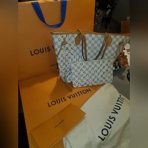 Louis Vuitton Neverfull MM